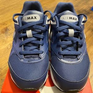 BRAND NEW Nike Air Max IVO (PS) Sneakers